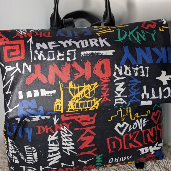 SOLD DKNY graffiti backpack - Picture 4 of 6